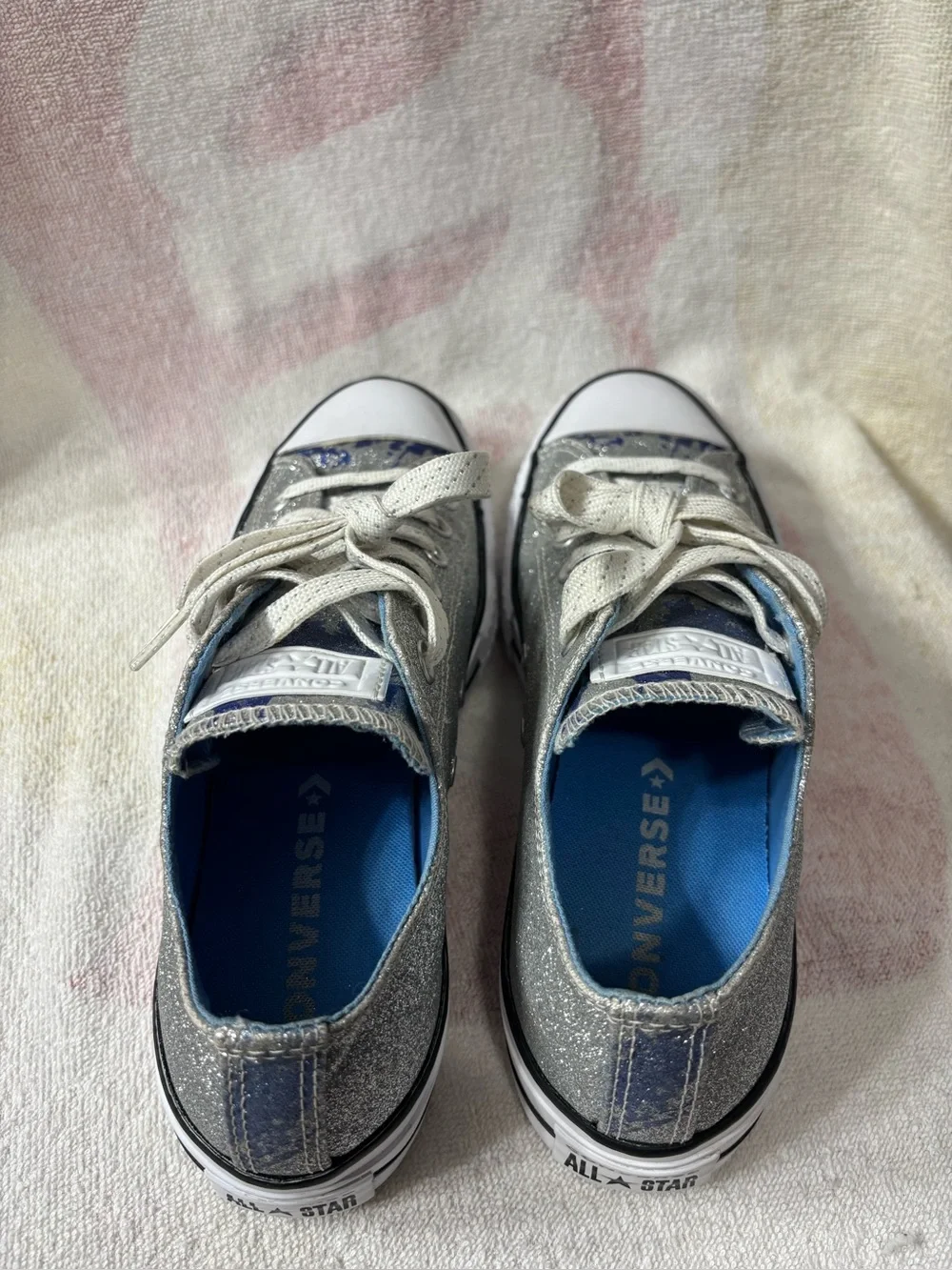 Converse CTAS Lift
Ox - Hybrid Shine Platform 
Silver/Blue/White Women’s Sz 8 - Picture 5 of 9